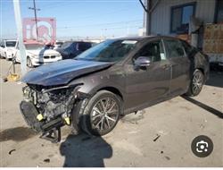 تۆیۆتا کامری